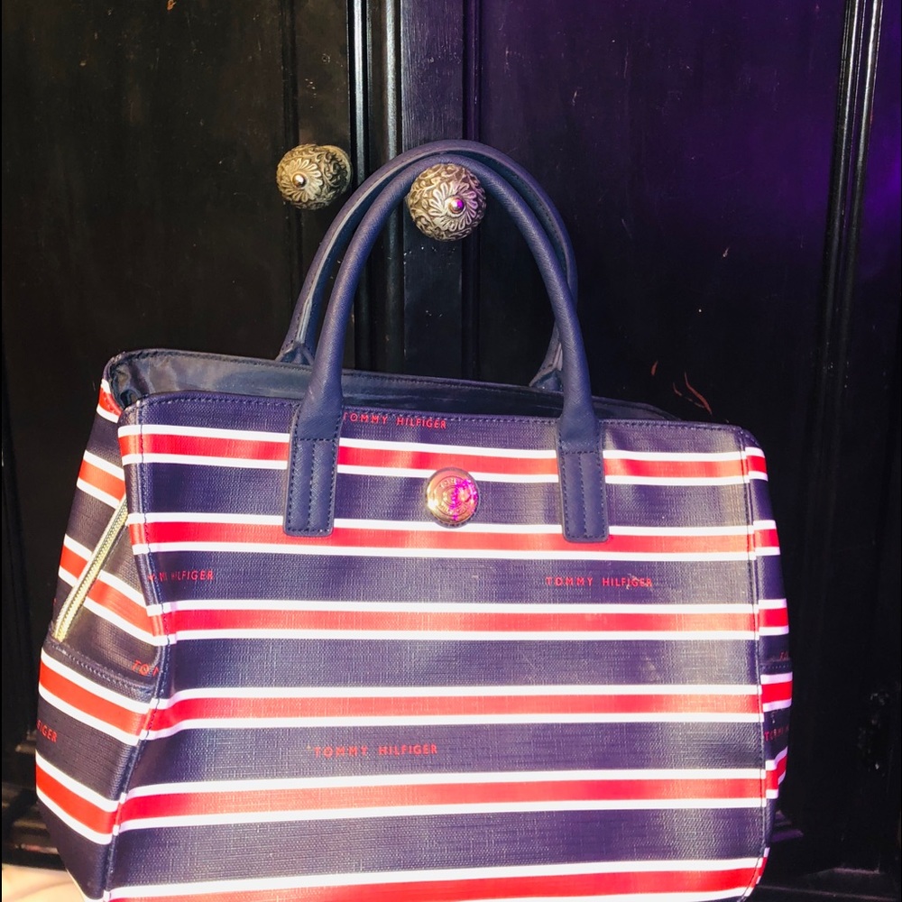Tommy Hilfiger shopper tote